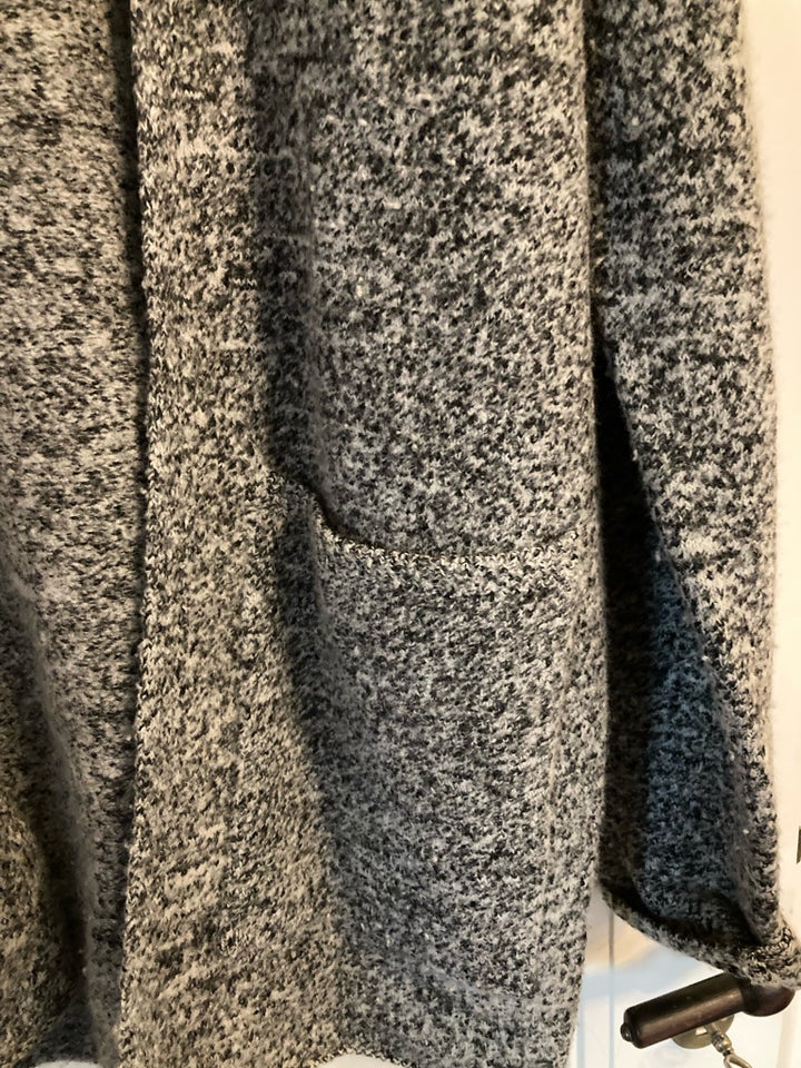 Cardigan, Cos, str. XL