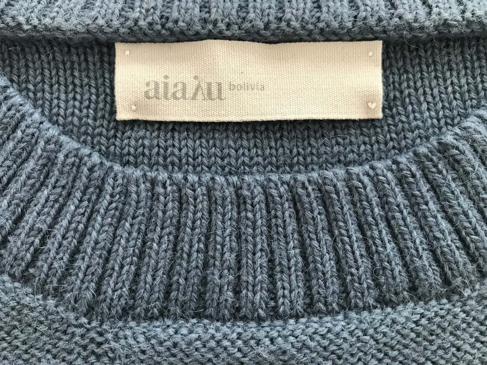 Sweater Aiauyu str 38