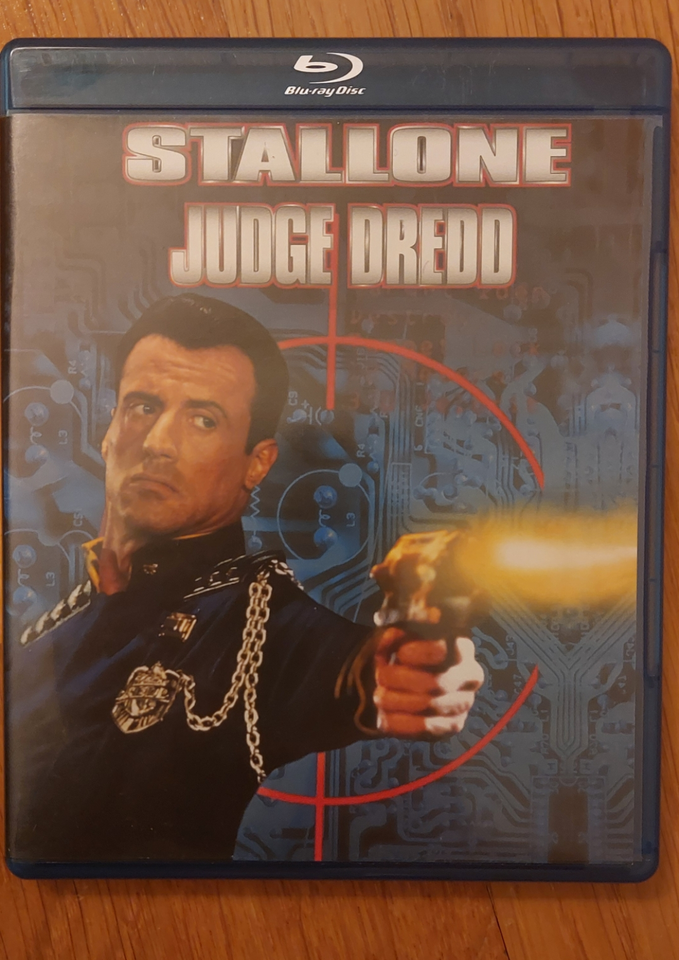 *RESERVERET*, Blu-ray, action