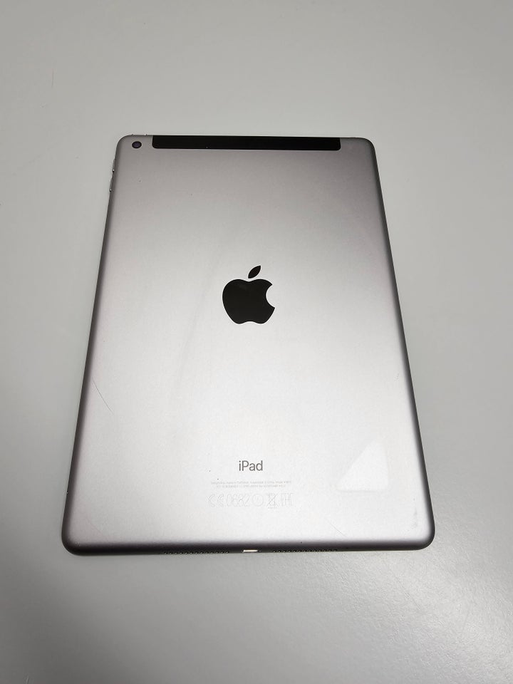 iPad 5, 32 GB, sort