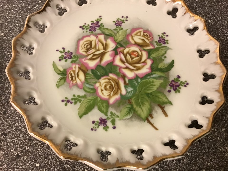 Porcelæn Hvide Platter med Lyserød