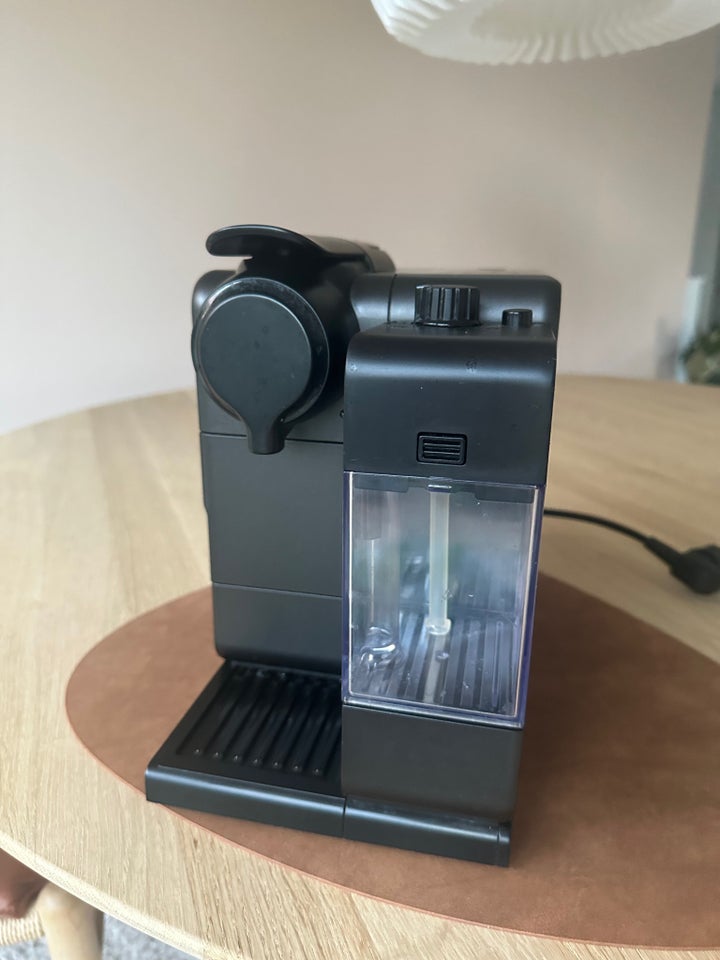 Nespresso delonghi maskine