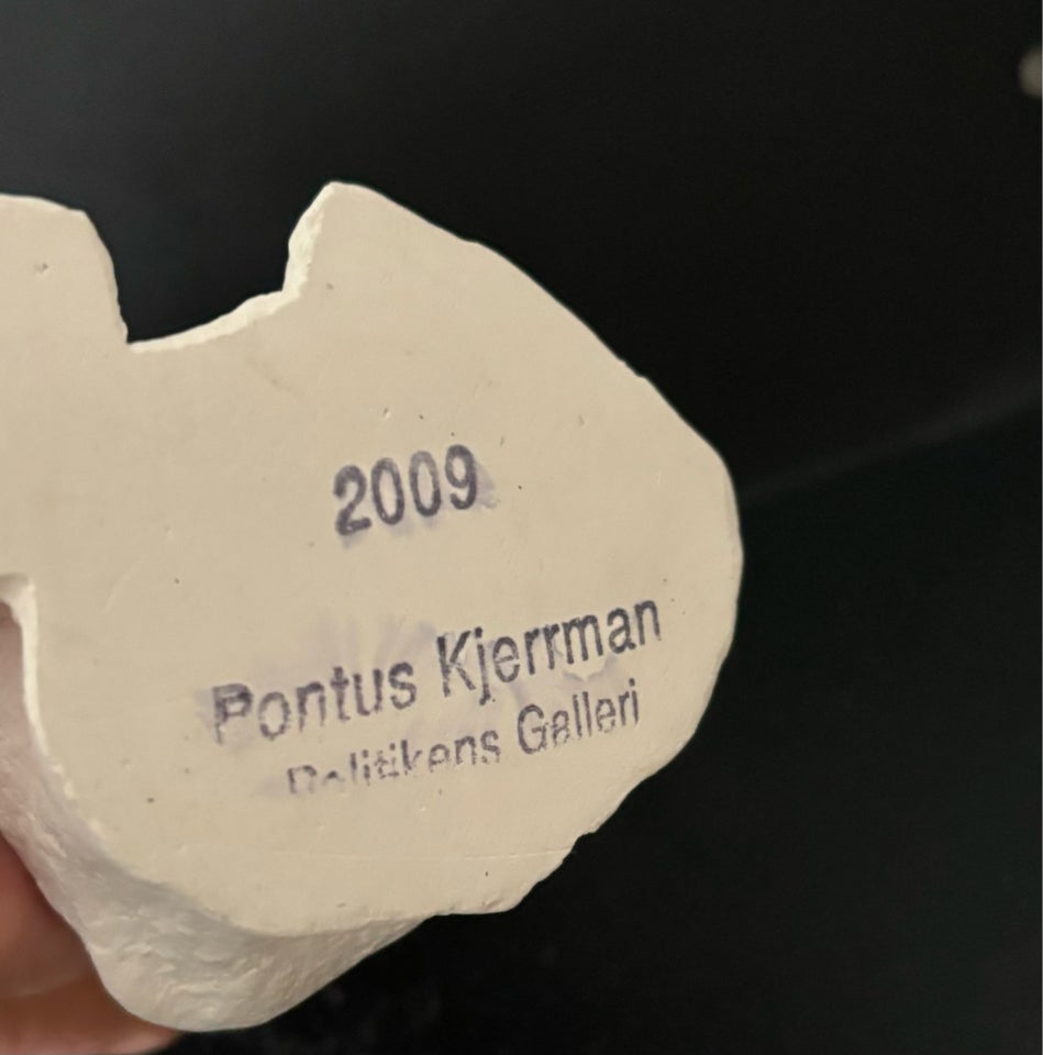 Skulptur i gips, Pontus Kjerrman