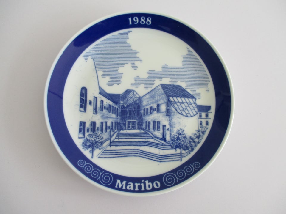 Maribo - Årsplatte Millhouse