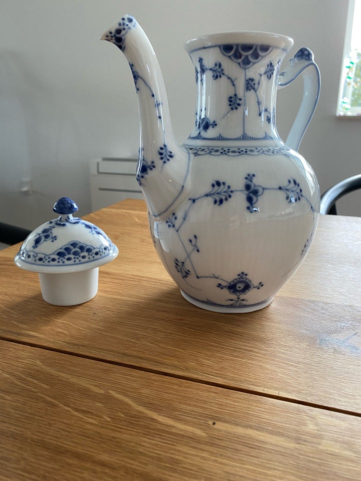 Porcelæn, Kaffekande halvblonde,