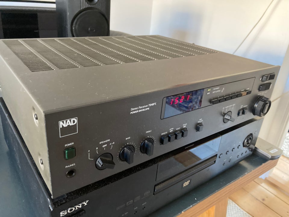 Receiver, Nad, Se billed