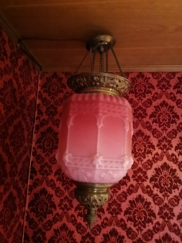 Lampe, 100 år gl.