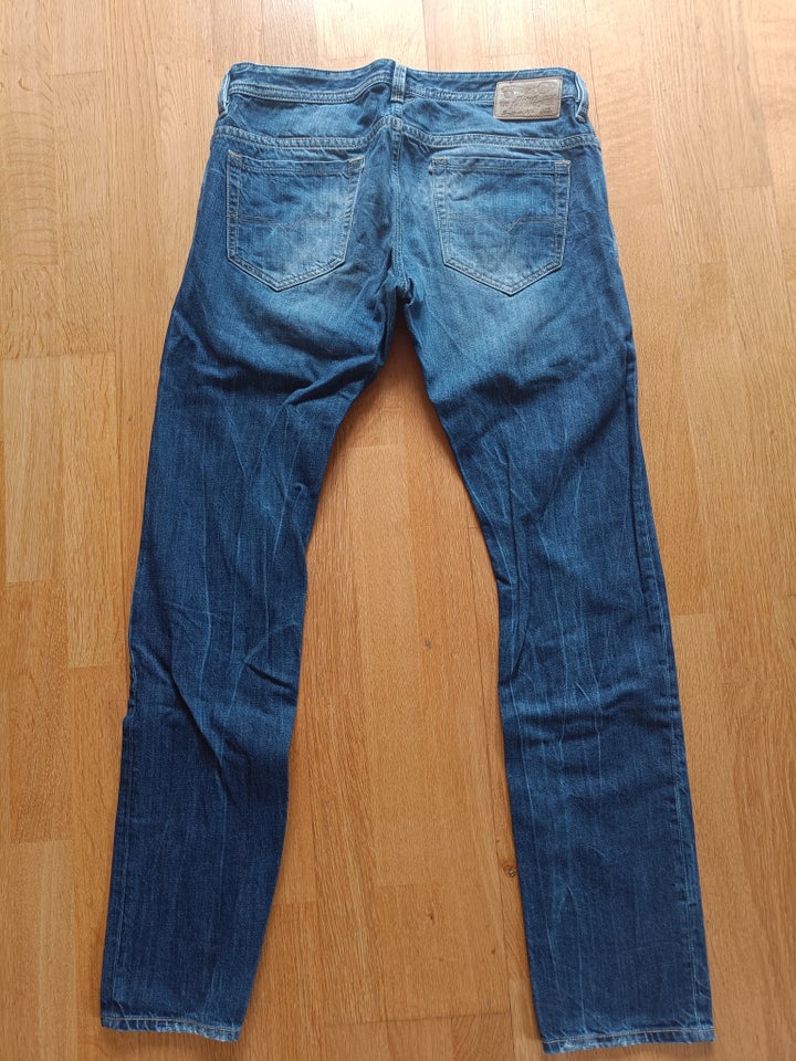 Jeans, Diesel, str. 34