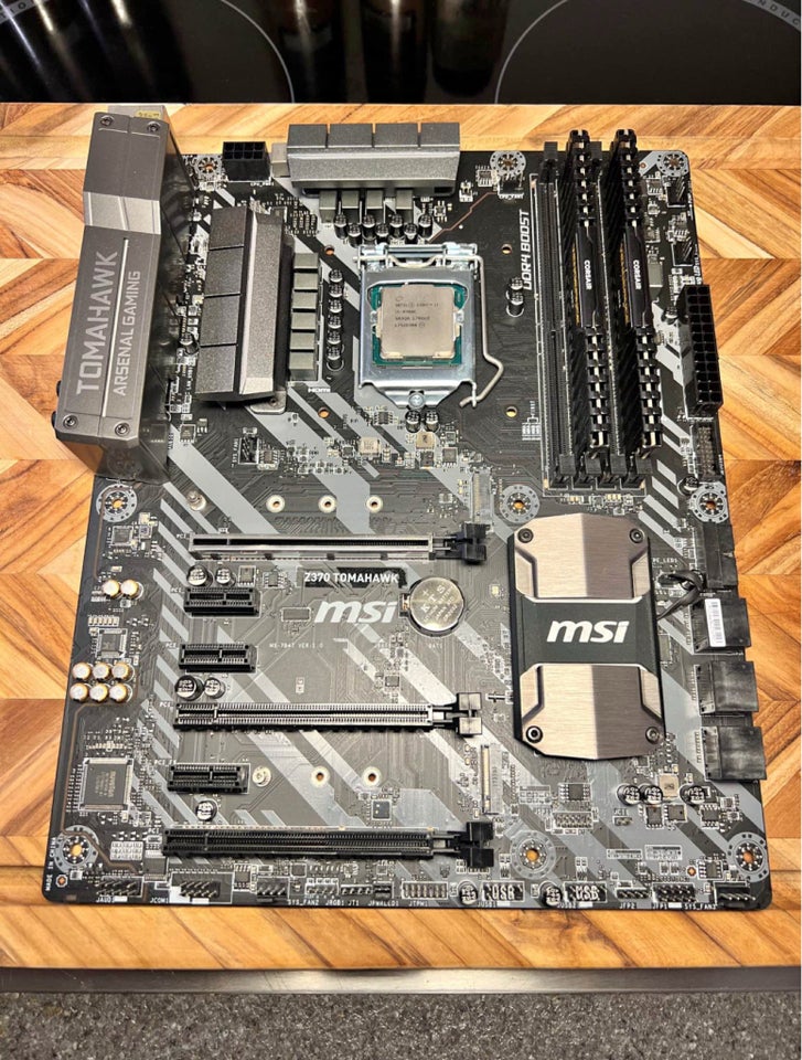 i7 8700K, Msi, Z370 Tomahawk