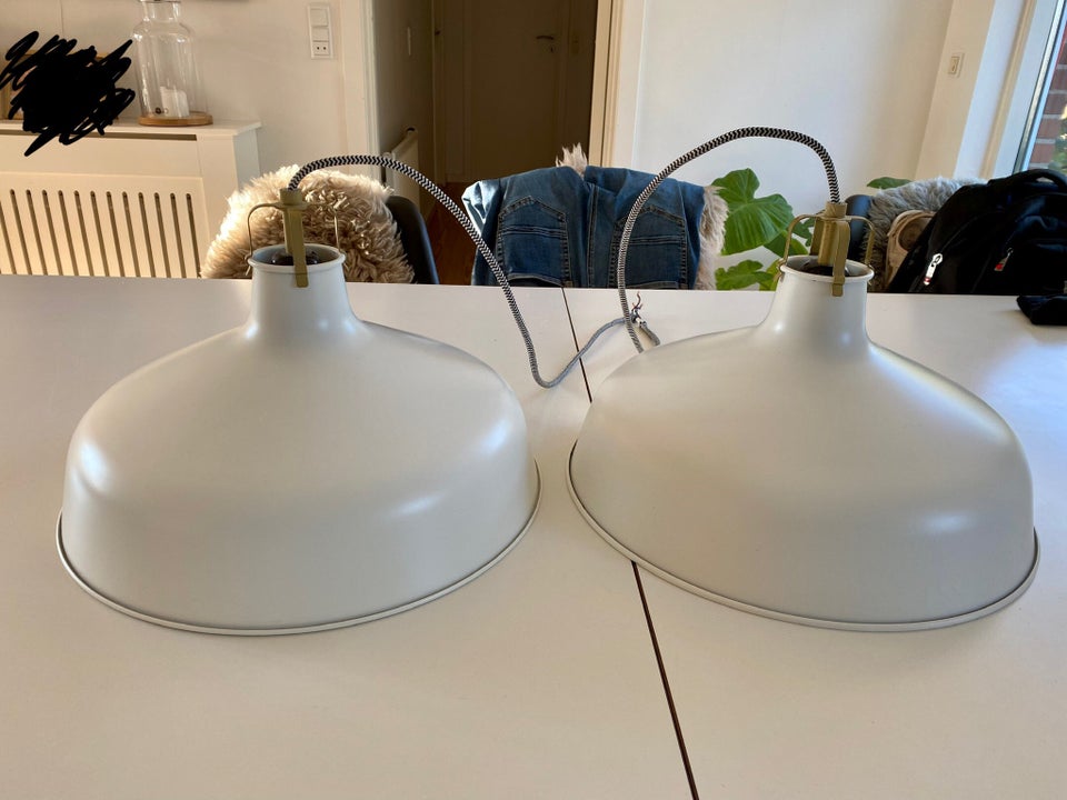 Anden loftslampe, Ranarp fra Ikea