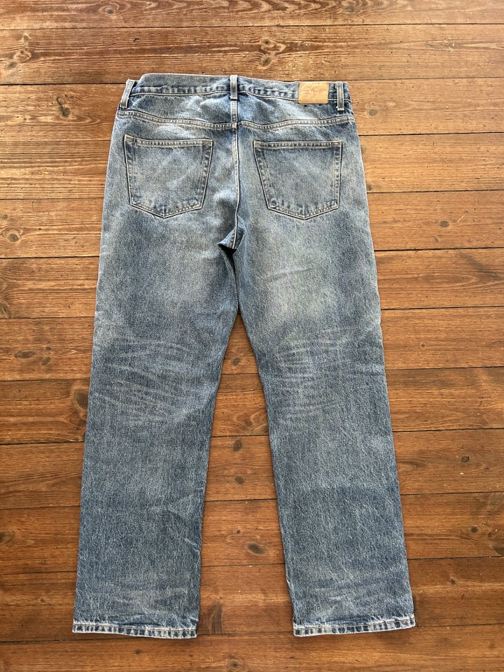 Jeans Weekday str 33