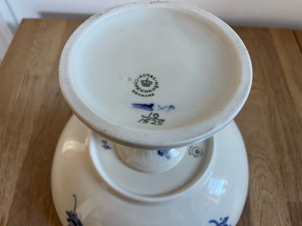 Porcelæn, Pedistal, Royal