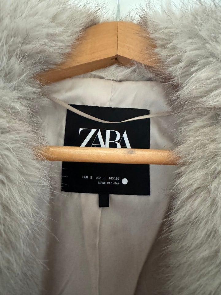 Jakke, str. 38, zara