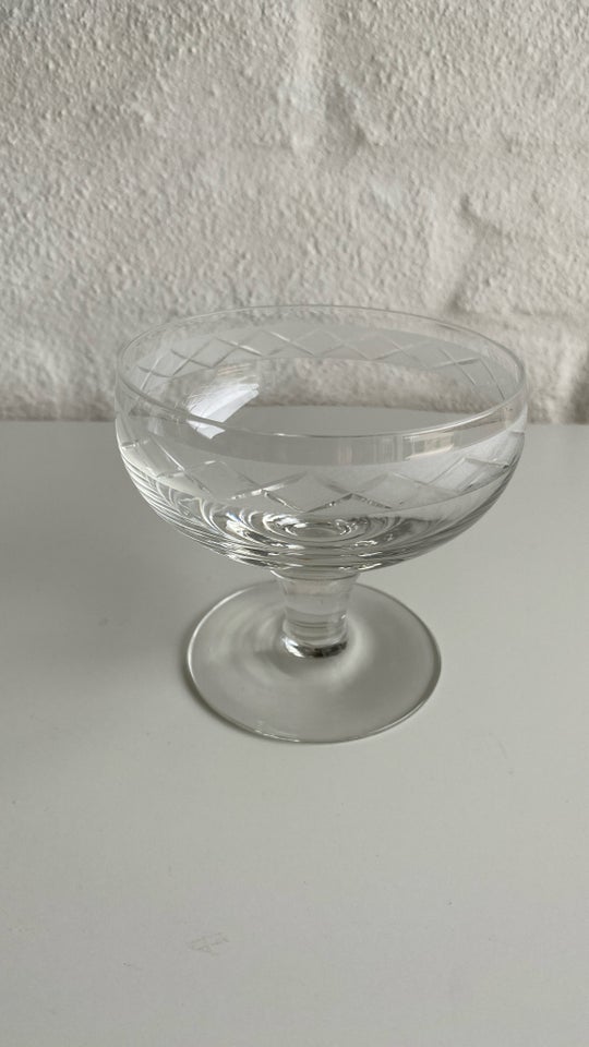 Glas Vinglas Ejby