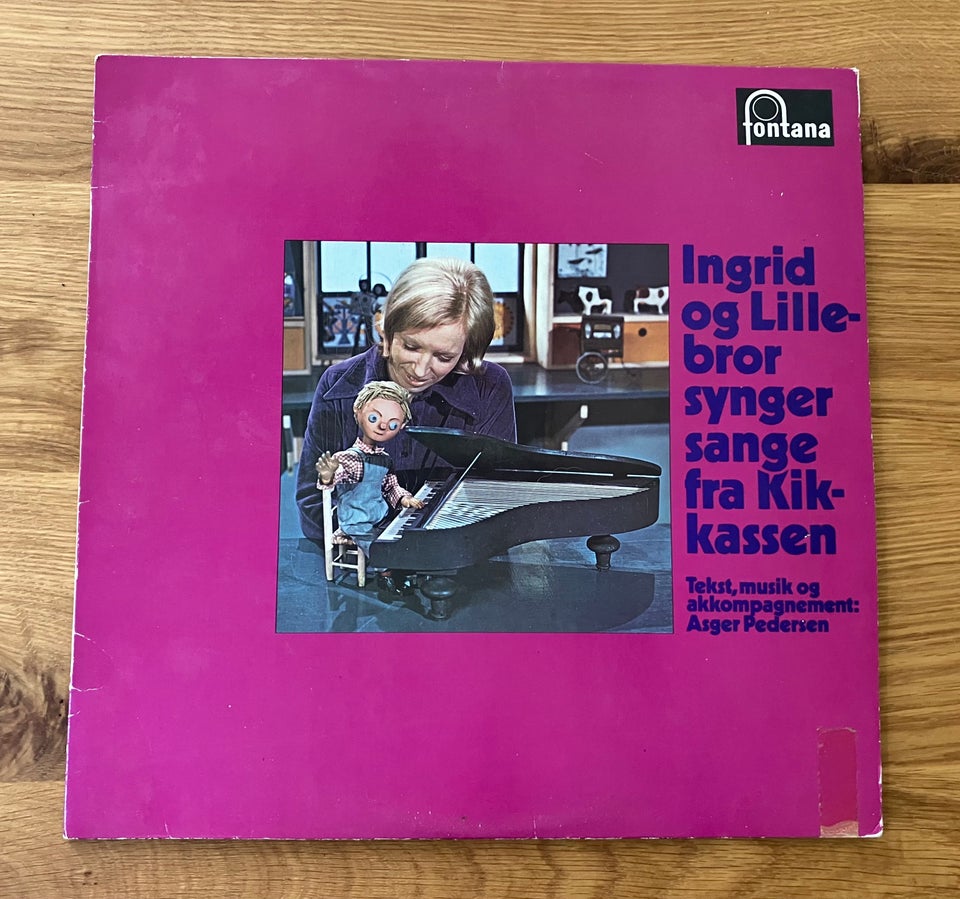 LP, Ingrid og lillebror , Synger