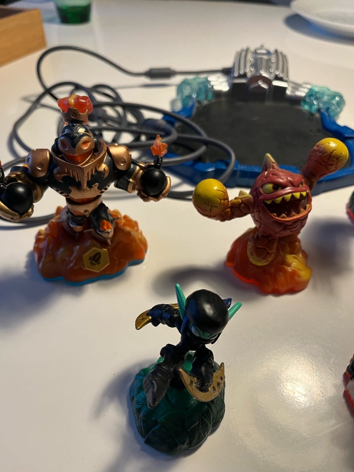 Skylanders figur spil og base, Xbox