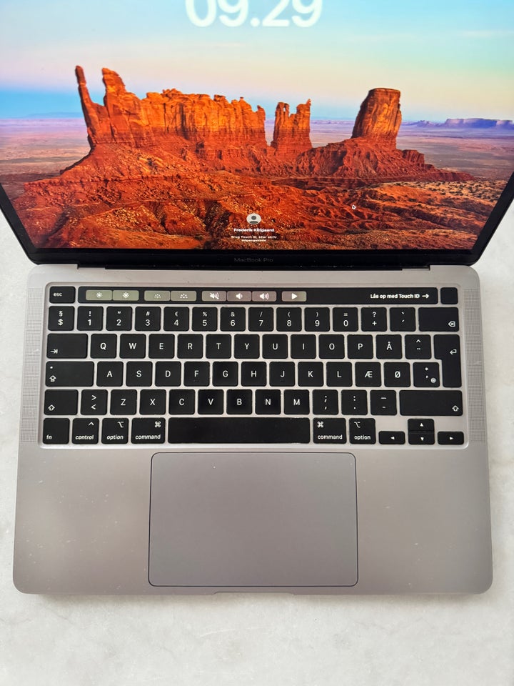 MacBook Pro, 2020, 13”