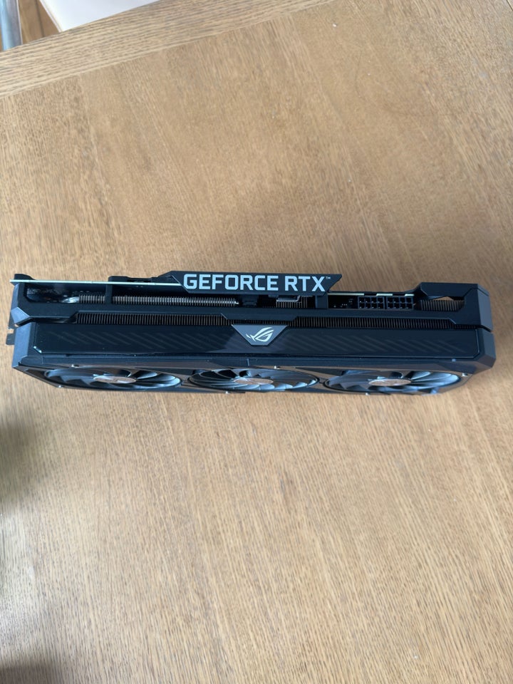 GeForce RTX 3070 ASUS Rog Strix 8GB