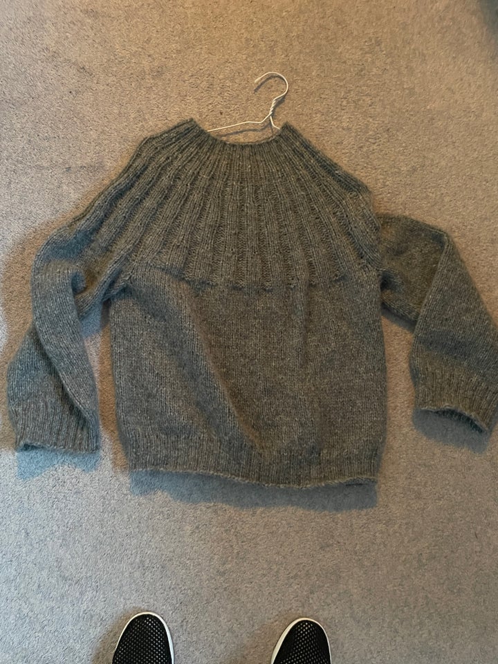 Sweater, Hjemmestrikket, str. 42