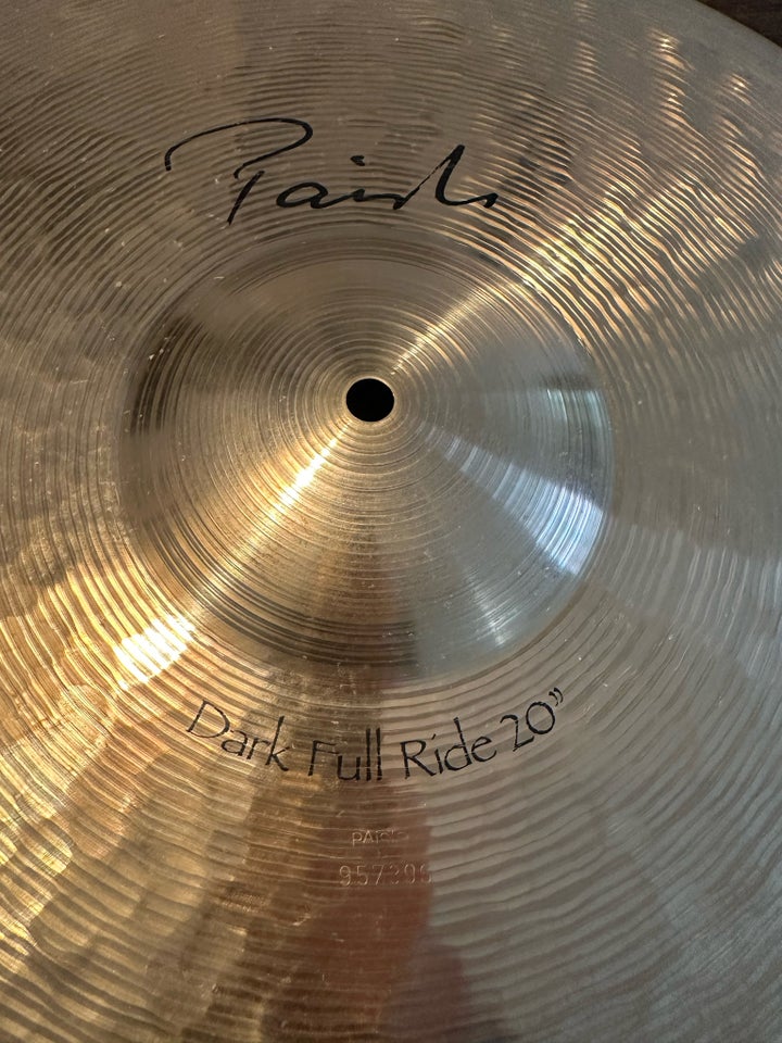 Bækken, Paiste Dark Full Ride 20”