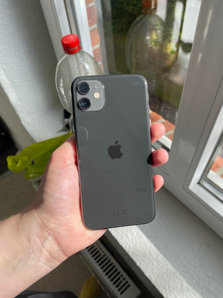 iPhone 11, 64 GB, sort