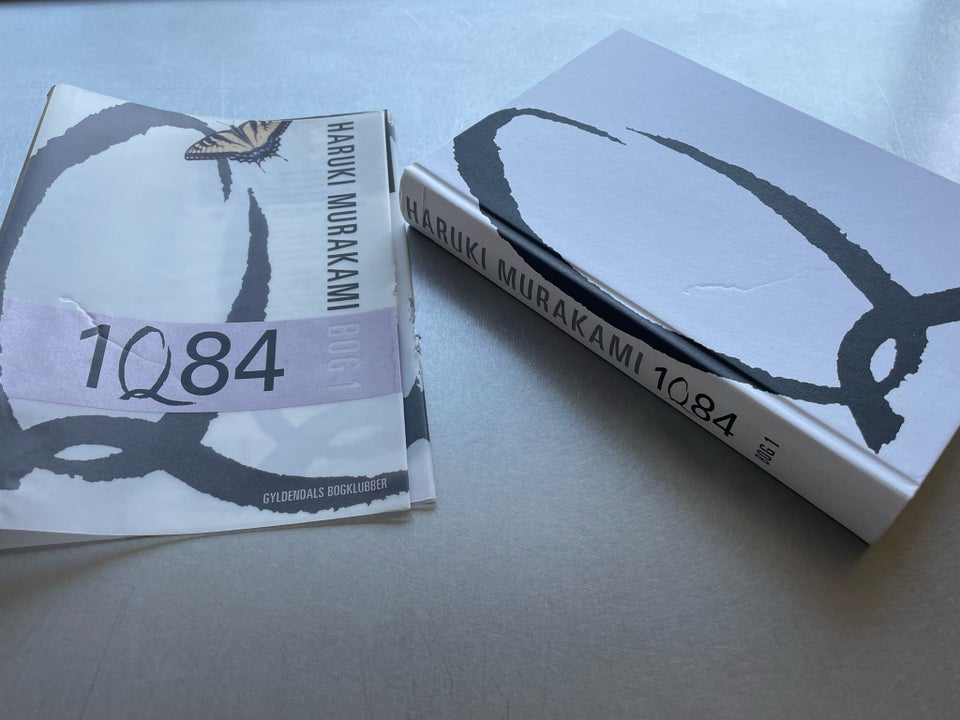 1Q84 Haruki Murakami genre: