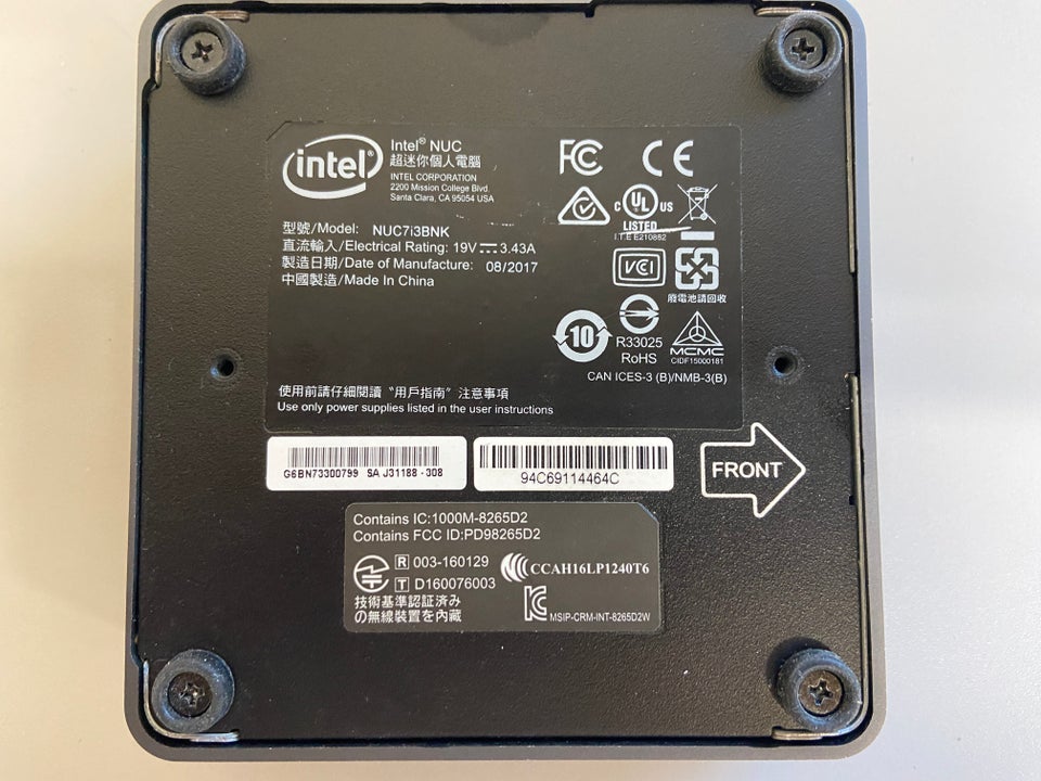 Intel NUC 7i3bnk 24 Ghz