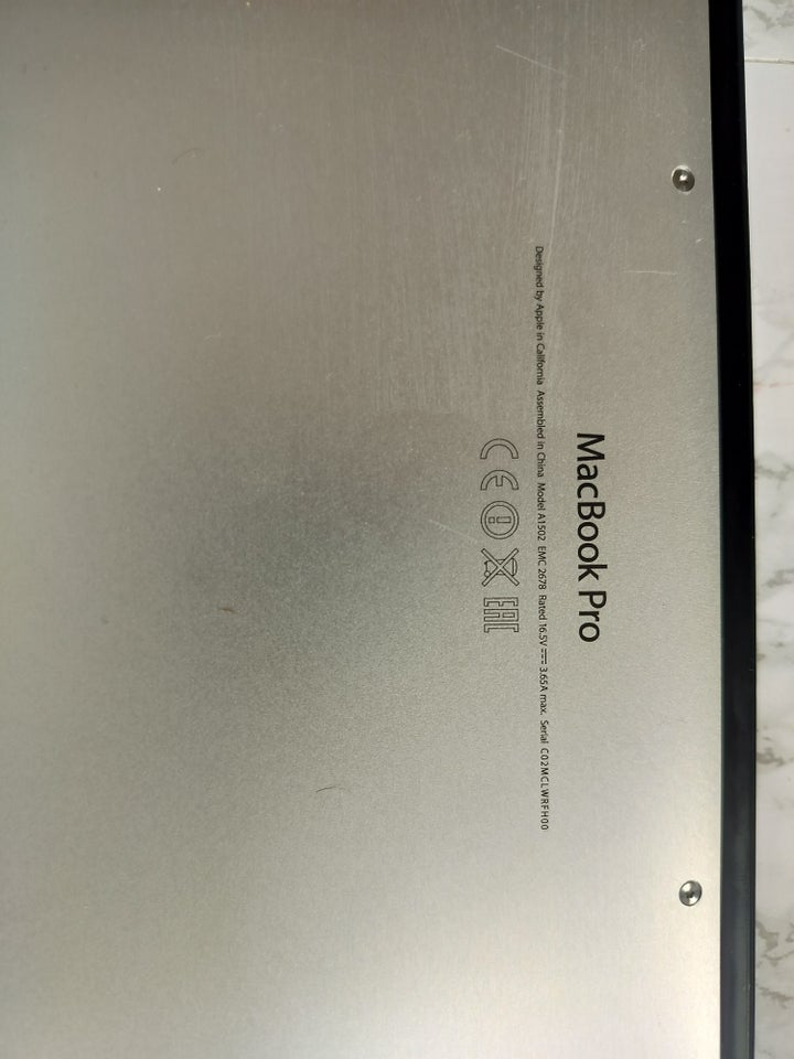 MacBook Pro, 13", 8 GB ram