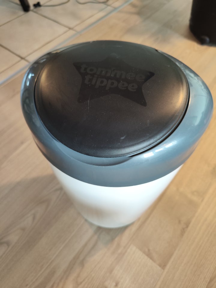 Blespand, Tommee Tippee