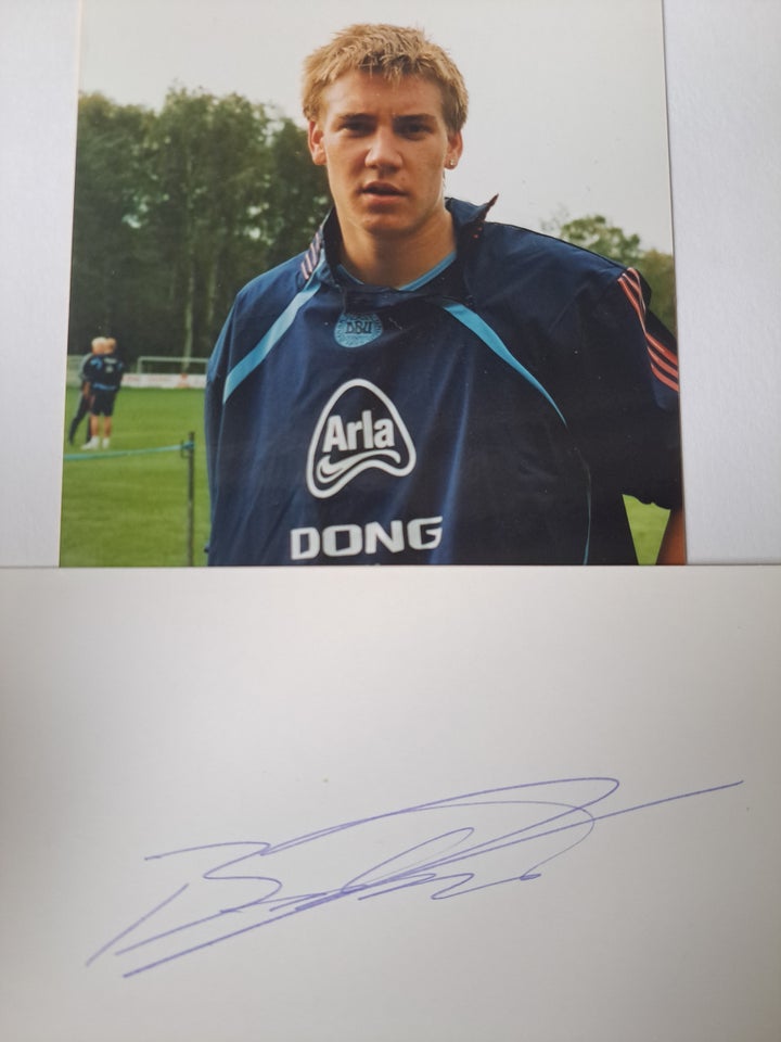 Autografer, Nicklas Bendtner,