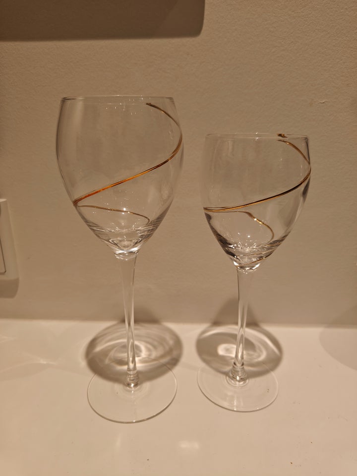 Glas Vinglas Ukendt