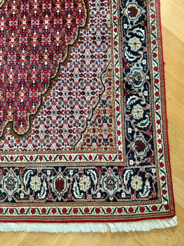 Løst fint Tabriz silke tæppe / ægte