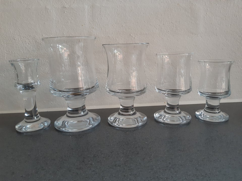 Glas, Vinglas og ølglas, Holmegård