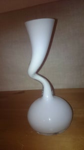 Glas Swingvase Normann