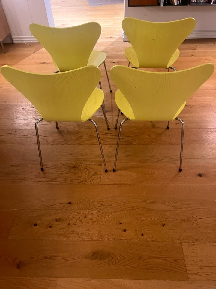 Arne Jacobsen, stol, Syver 3107 7er