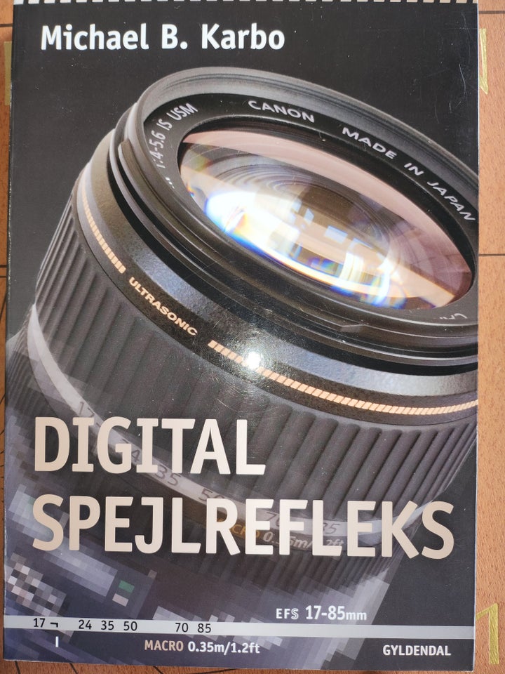 DIGITAL SPEJLREFLEKS, Michael B.