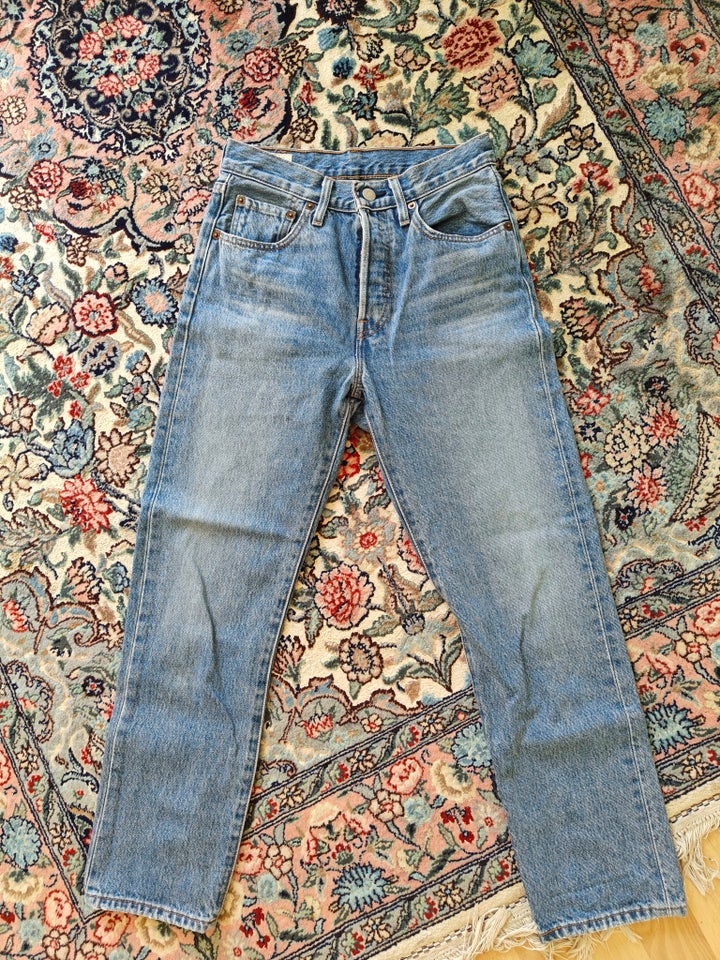 Jeans, Levi's, str. 24