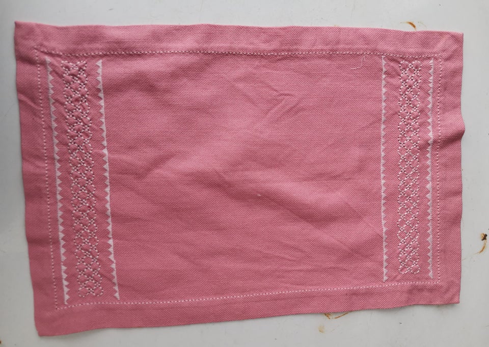 Rosa på 3 måder Vintage broderi