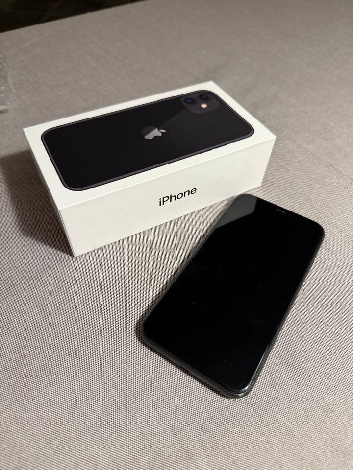 iPhone 11, 64 GB, sort