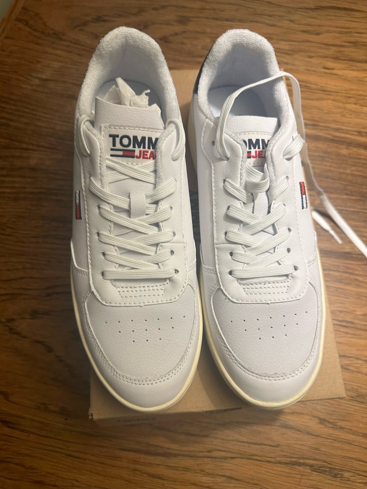 Sneakers, Tommy Jeans, str. 40