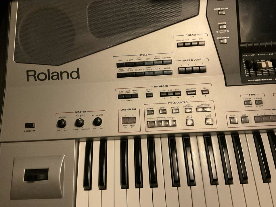 Workstation, Roland E-80