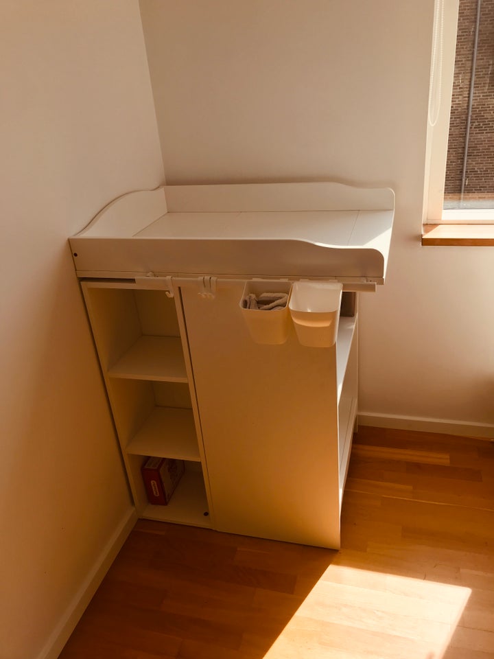 Puslebord IKEA changing table