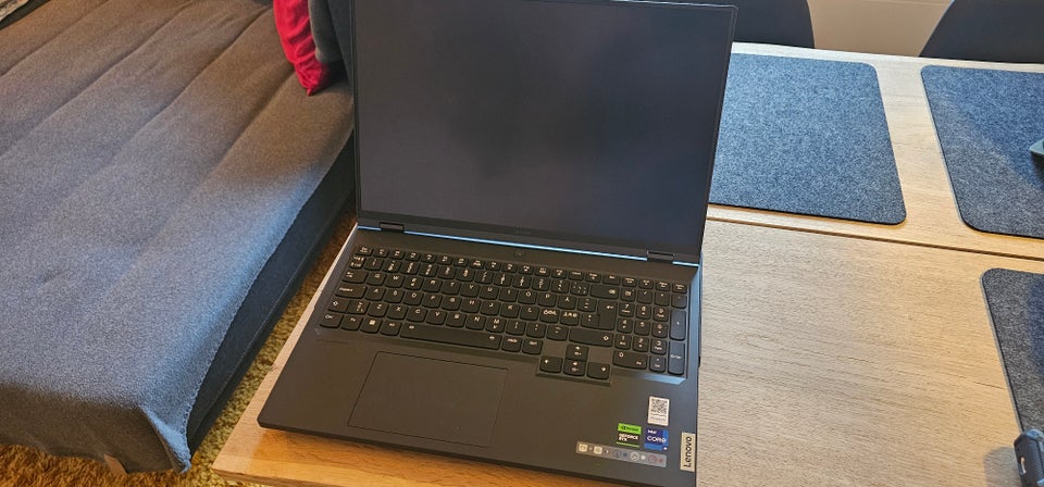 Lenovo 4080 RTX, I9 GHz, 32 GB ram