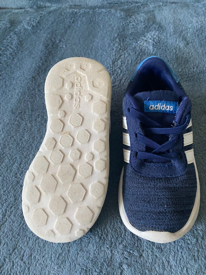 Sneakers, str. 24, Adidas