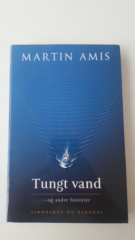 Tungt vand, Martin Amis, genre: