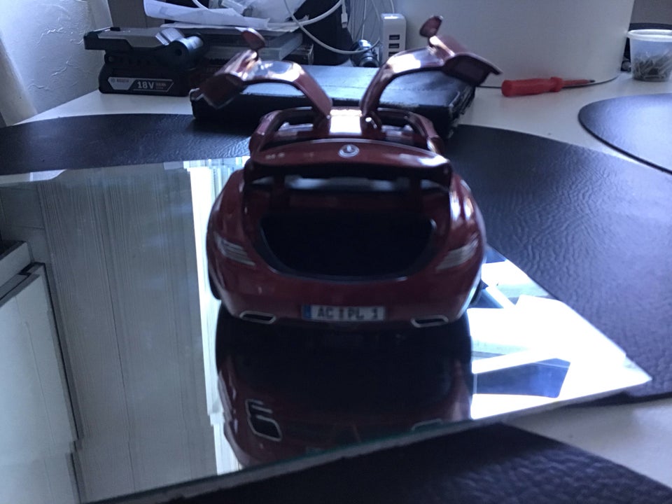 Modelbil, MINICHAMPS MERCEDES SLS