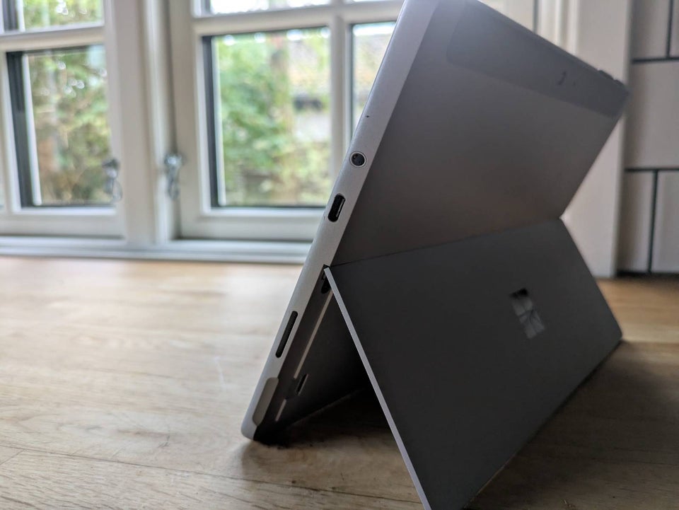 Microsoft Surface Go 128GB/8GB +