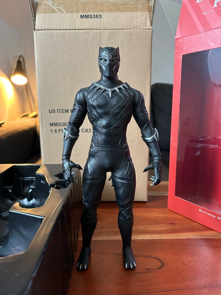 Hot Toys MMS363 Marvel Civil War