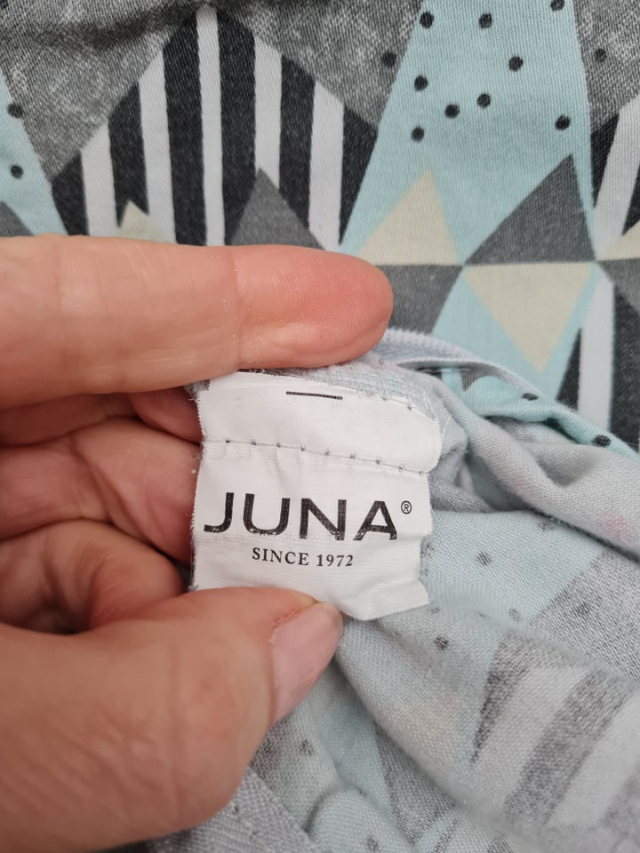 Sengetøj, Juna