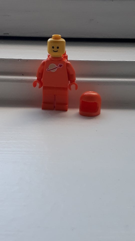 Lego Minifigures Spaceman star